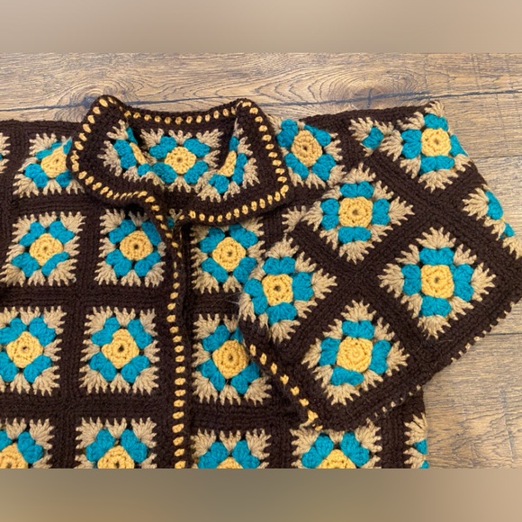 ✨SOLD✨ Handmade Cottagecore Crochet Cardigan - Picture 2 of 6